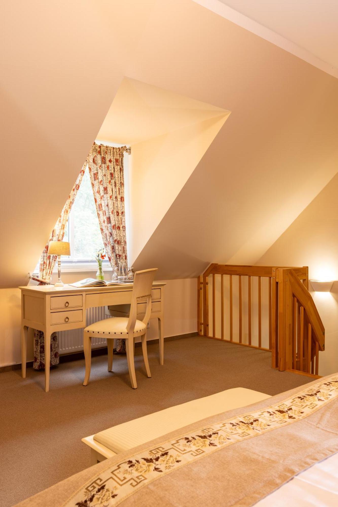 Cafe Wildau Hotel & Restaurant Am Werbellinsee ショルフハイデ エクステリア 写真