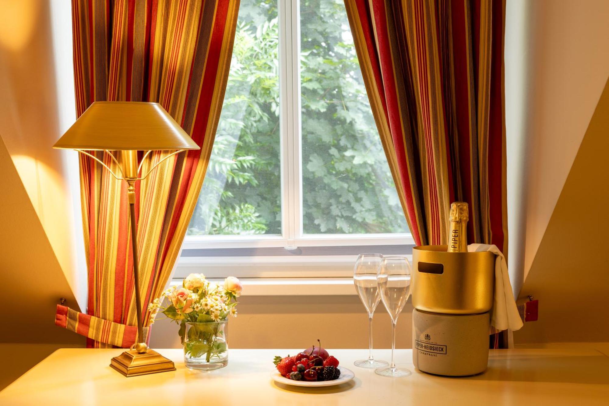 Cafe Wildau Hotel & Restaurant Am Werbellinsee ショルフハイデ エクステリア 写真