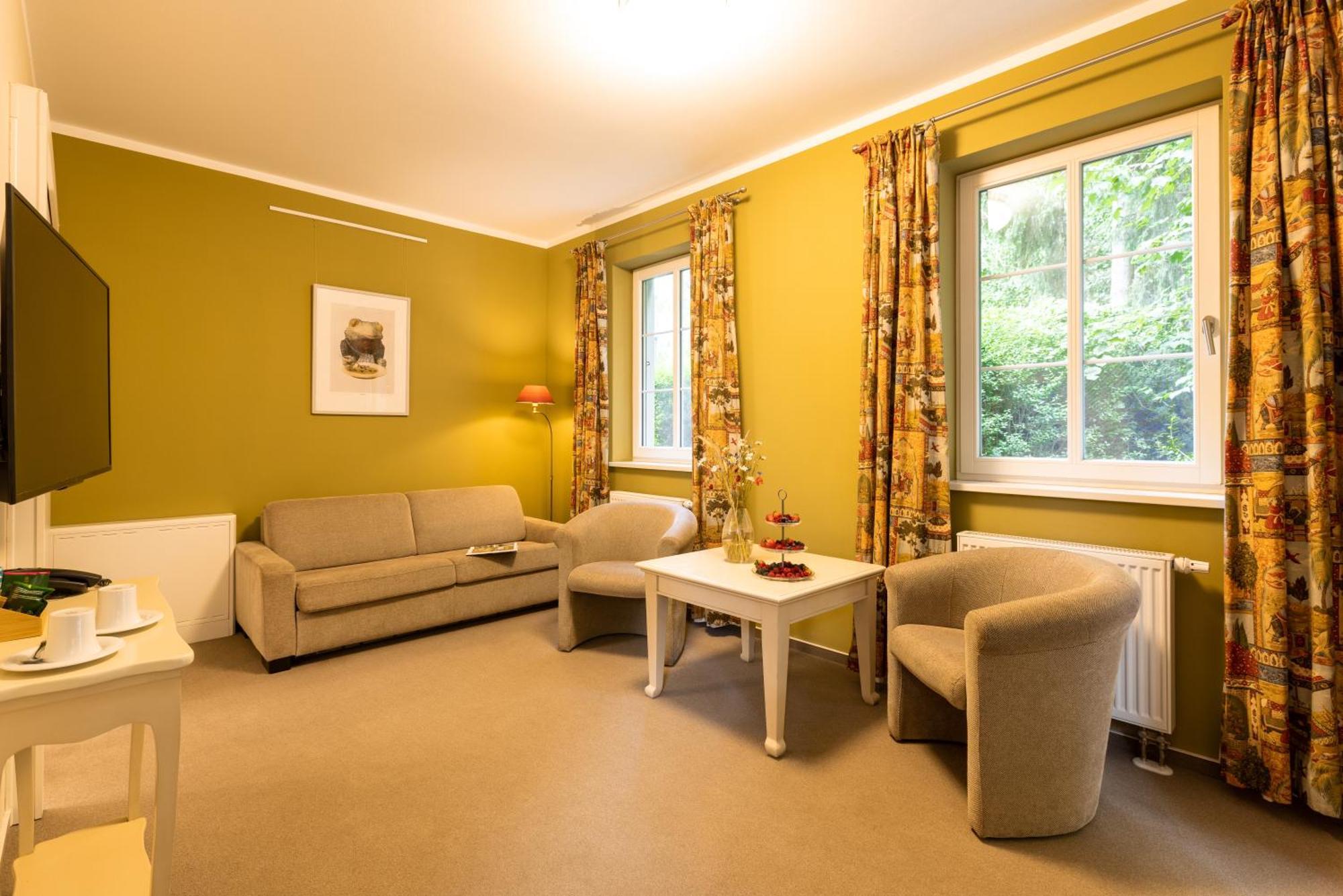 Cafe Wildau Hotel & Restaurant Am Werbellinsee ショルフハイデ エクステリア 写真