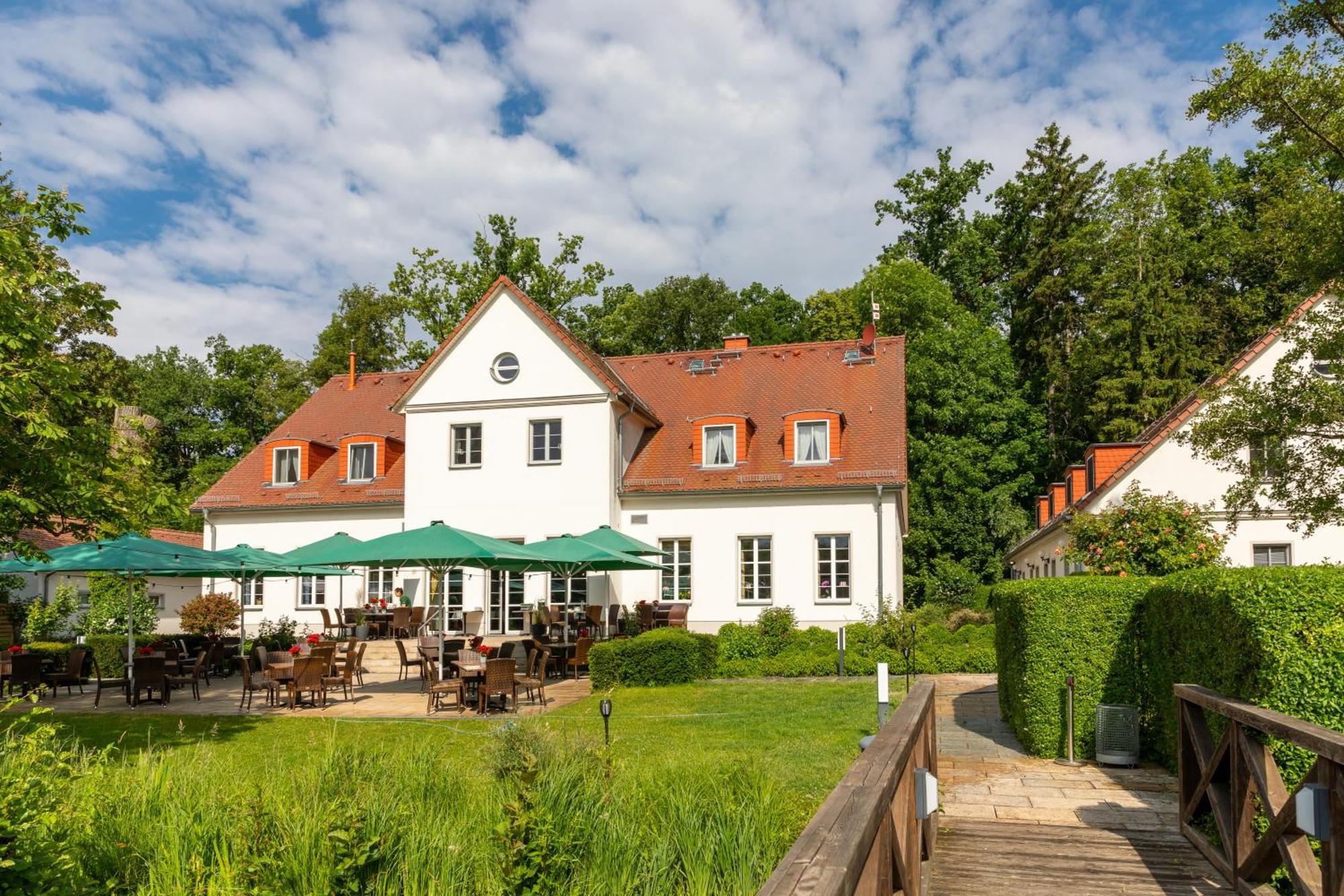 Cafe Wildau Hotel & Restaurant Am Werbellinsee ショルフハイデ エクステリア 写真