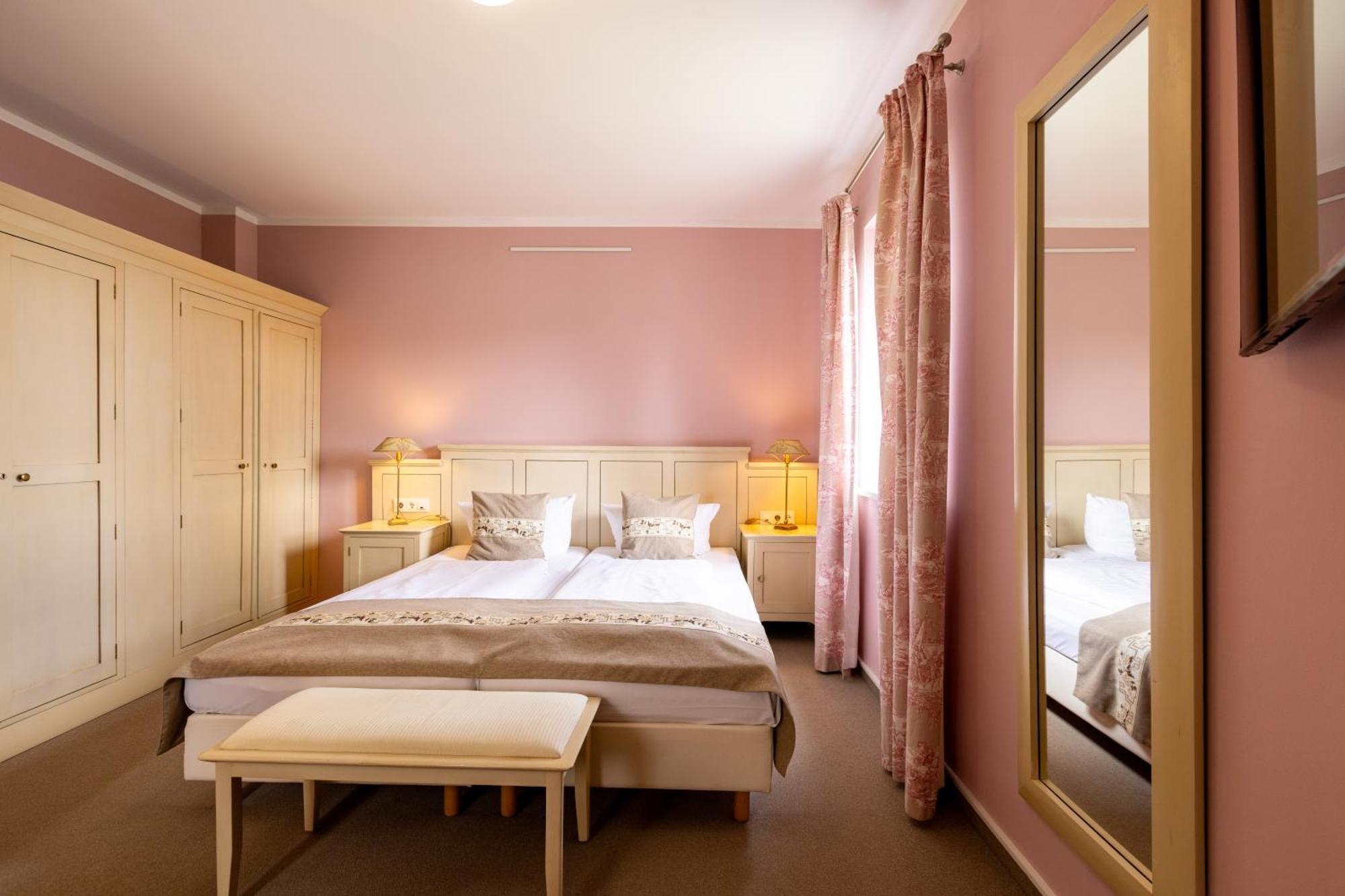 Cafe Wildau Hotel & Restaurant Am Werbellinsee ショルフハイデ エクステリア 写真